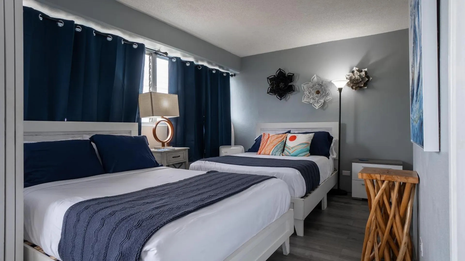 Free Parking, 2 Bedroom Condo Waikiki Sleeps 6 檀香山