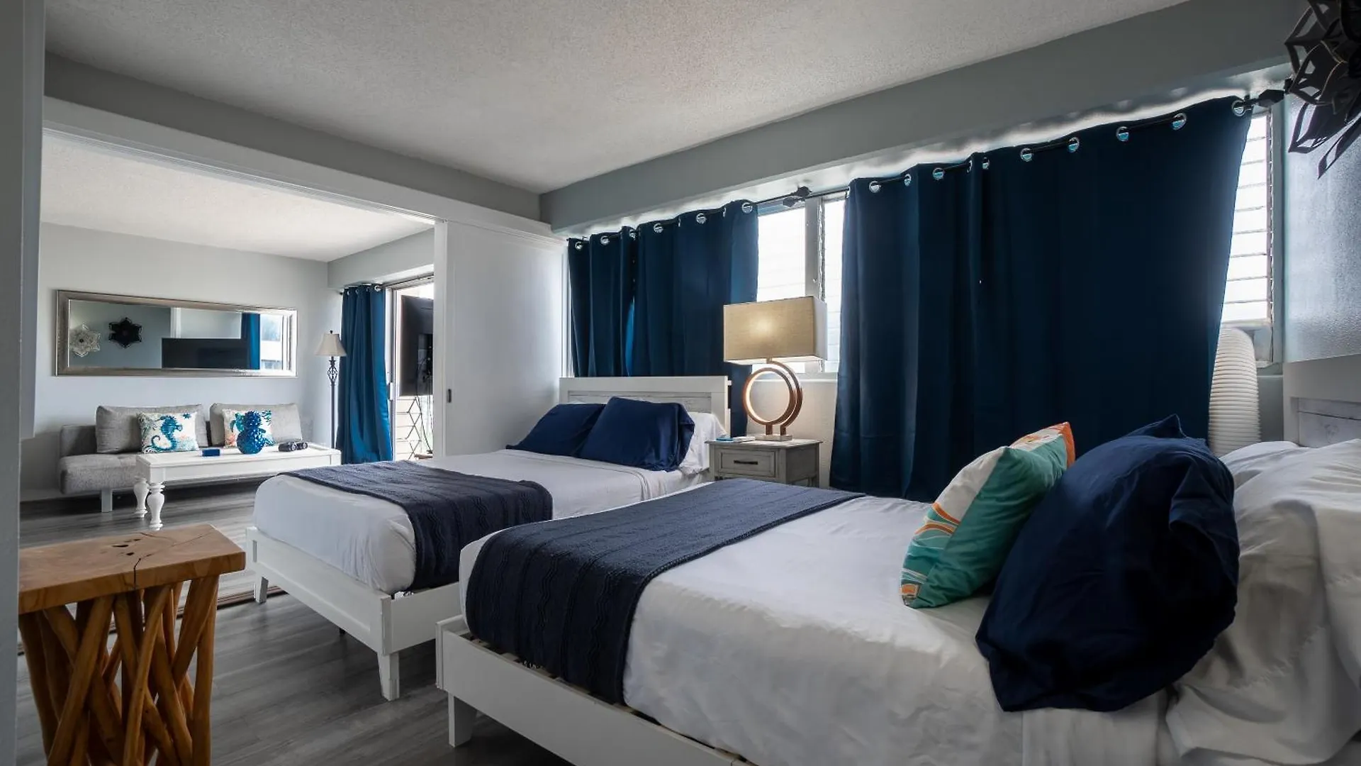 Free Parking, 2 Bedroom Condo Waikiki Sleeps 6 檀香山 0*,  美国
